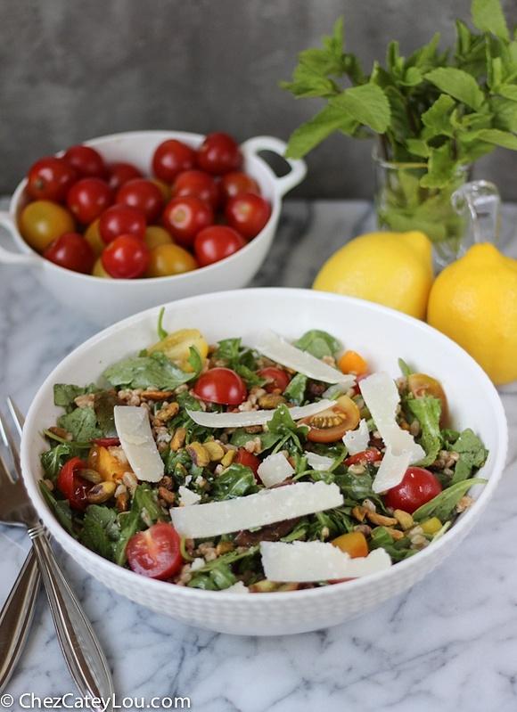 Farro salad with arugula cherry tomatoes and lemon vinaigrette
