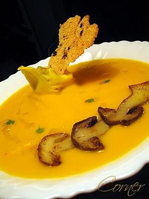 Butternut squash velouté with sautéed ceps and mushroom truffle tortellini