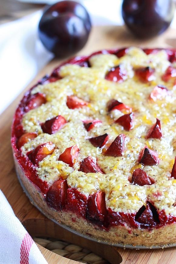 Russian plum cake