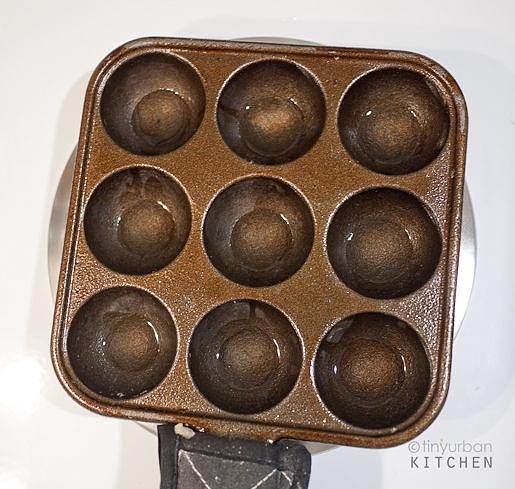 Æbleskivers and takoyaki: chinese egg cakes?