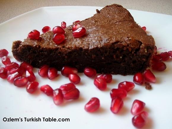 Chocolate cake with red pepper flakes