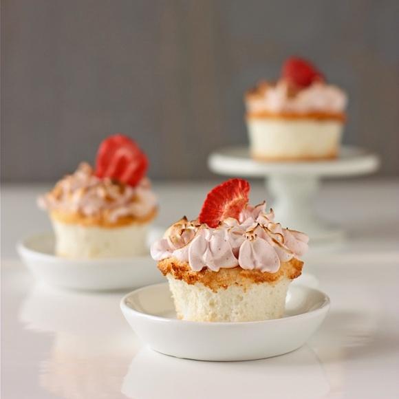Angel food cupcakes with strawberry meringue