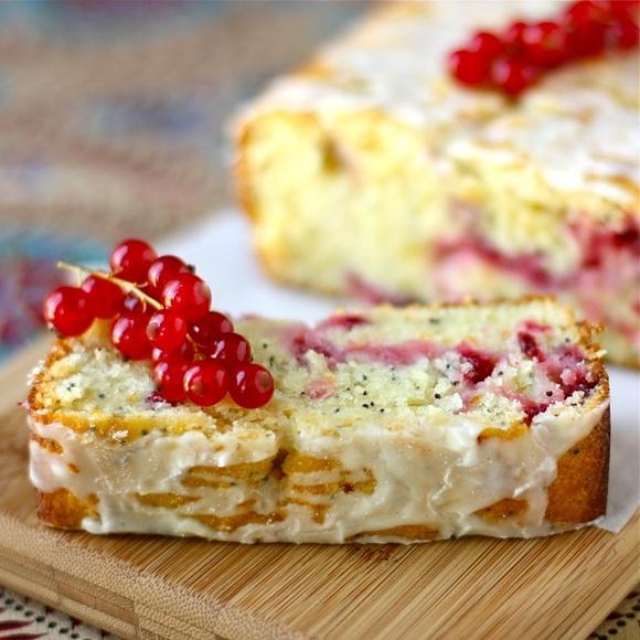 Red currant and poppy seed cake