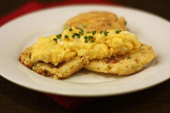 Bacon jalapeño and cheddar cheese biscuits
