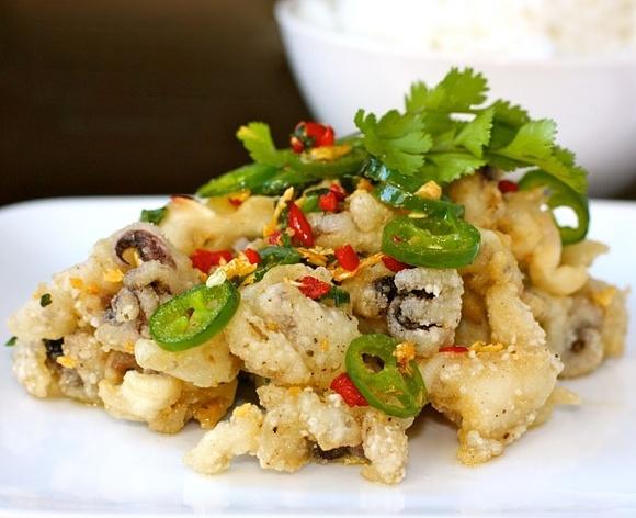 Chinese salt and pepper squid