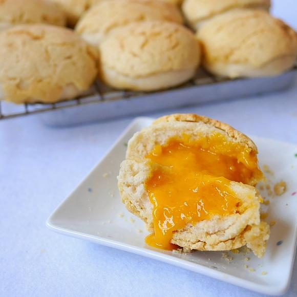 Baked bo luo liu sha buns with salted egg yolk filling