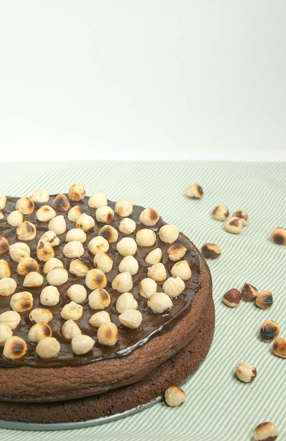 Flourless Nutella Cake