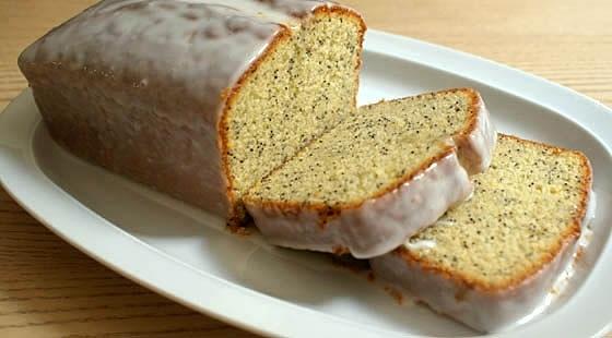 Lemon poppy seed pound cake