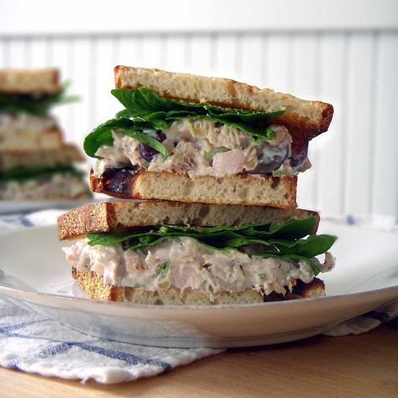 Chicken salad with grapes and walnuts