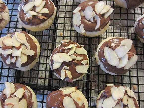 Almond joy shortbread cookies