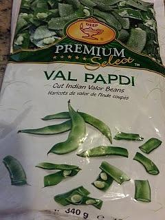 Val papdi and turnip curry
