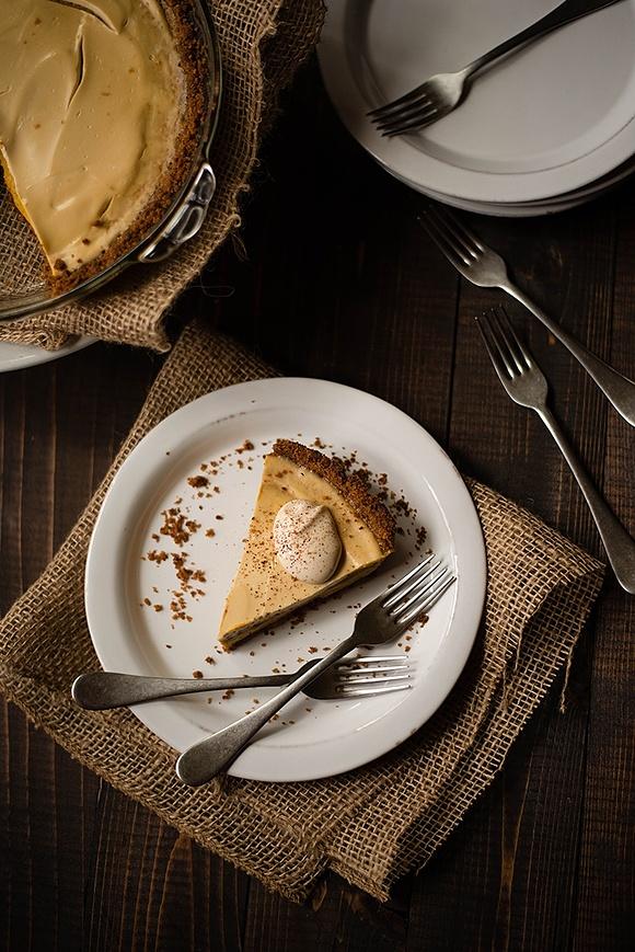 Pumpkin Cheesecake with Gingersnap Crust