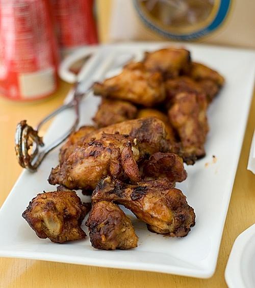 Slow cooker sticky wings