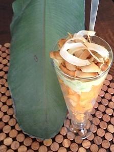 Sinh to vietnamese avocado and fruit dessert