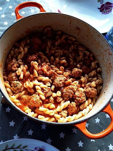 Basil Meatballs in Tomato Sauce