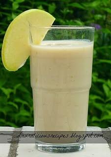 Apple, banana and pear smoothie