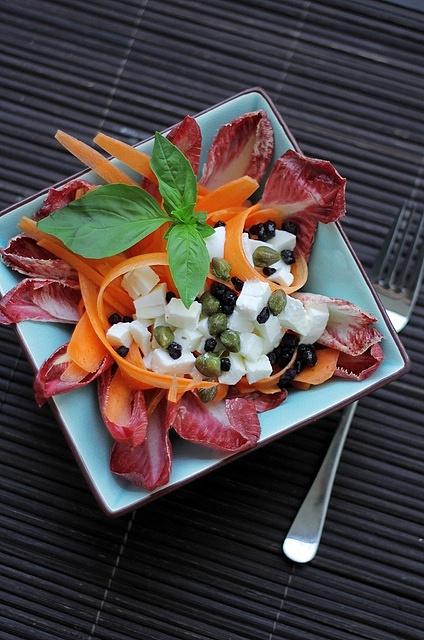 Mozzarella, carrots and capers
