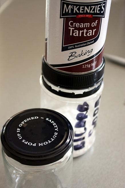 How to make your own baking powder