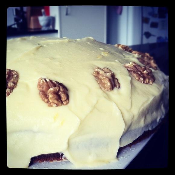 Easy and tasty carrot cake