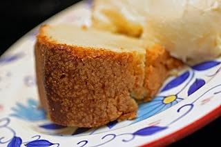 Old-Fashioned Pound Cake