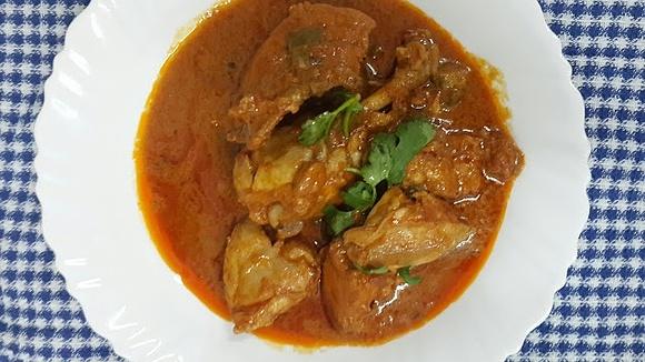 Mom made chicken chilly with capsicum