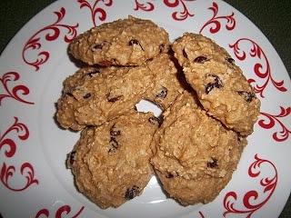 Egg free dairy free nut free applesauce oatmeal breakfast cookies