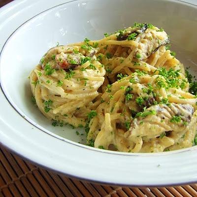 Creamy mushroom and sausage spaghetti