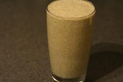 Healthy green smoothie for cold days