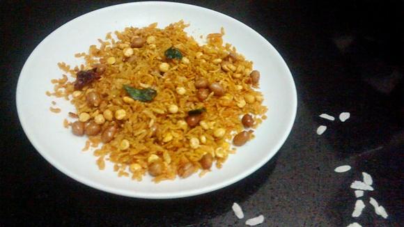 Atukula Mixture or Poha Chivda