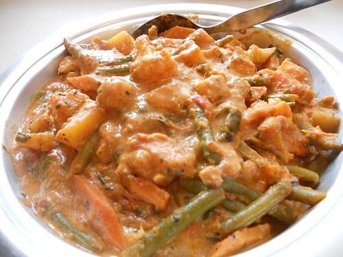 Pan asian mixed vegetable curry north india