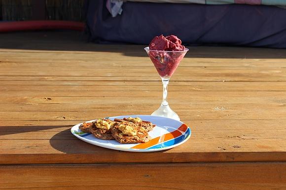 Chocolate and berry pancakes for sunday