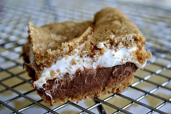 Gooey S'mores Bars