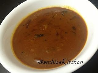 Vatha kuzhambu - spicy tamarind curry for rice