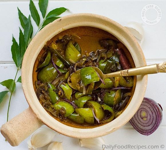 Sri lankan ela batu curry with eggplant