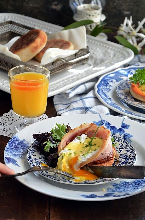 Eggs Benedict