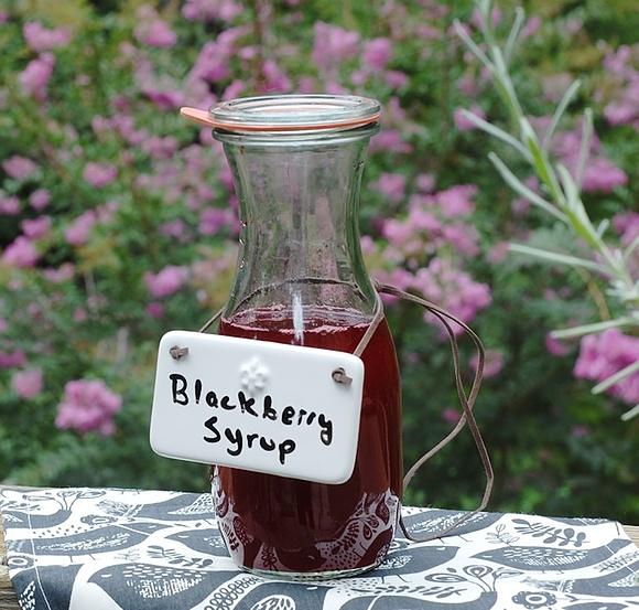 DIY Fresh Blackberry Syrup