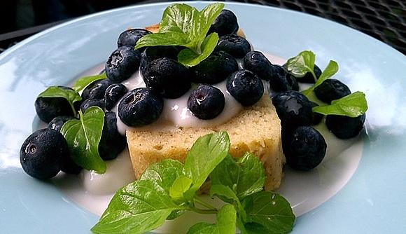 Vegan pound cake from your slow cooker