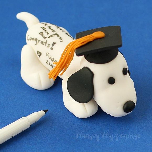 How to make a fondant autograph dog for graduation