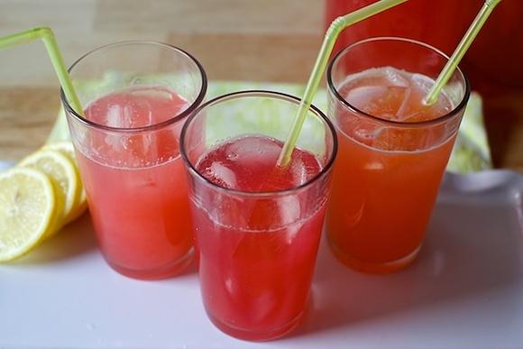 Pink lemonade for picnics and summer drinks