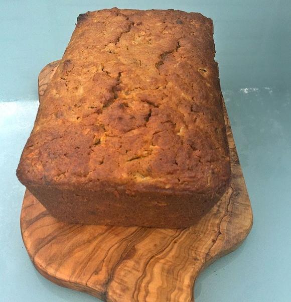 Carrot and pineapple cake