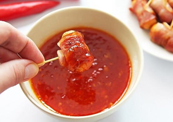 Bacon-Wrapped Mini Hot Dogs with Thai Sweet Chili Sauce