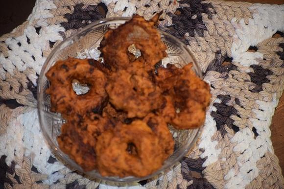 Kozhi vada chicken patties