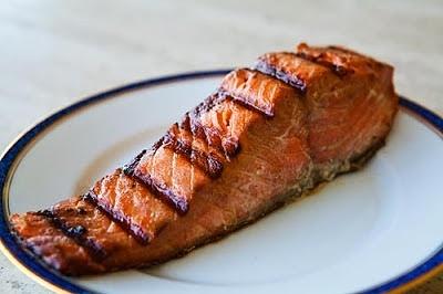 Grilled salmon recipe - healthy seafood salmon tips