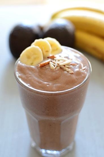 Vegan avocado chocolate smoothie