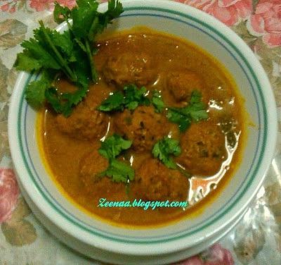 Kofta curry or kola urundai kulambu