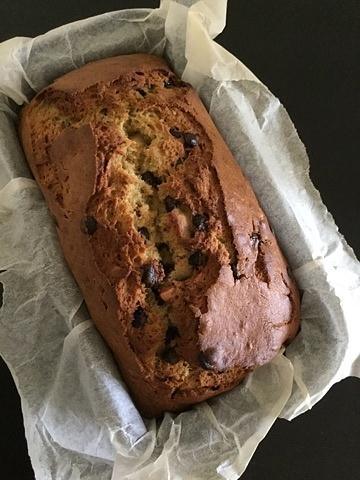 Banana walnut chocolate loaf cake