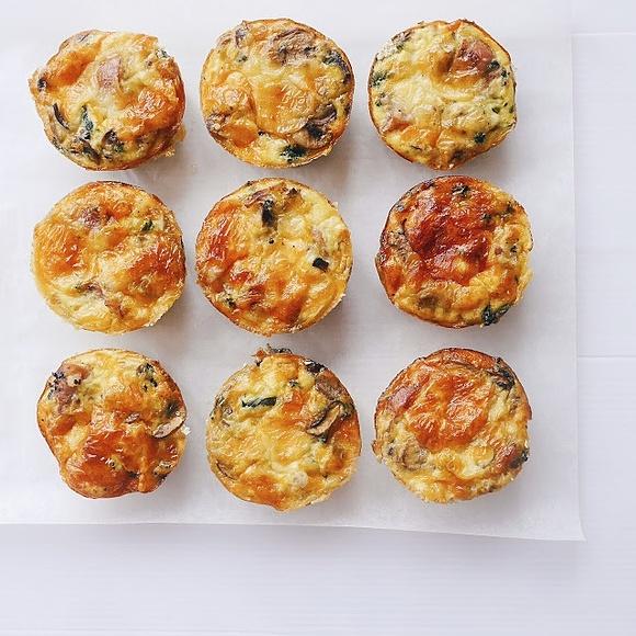 Mini crustless quinoa quiche