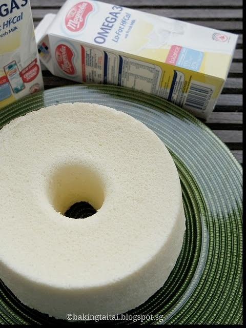 Japanese cream cheese chiffon cake