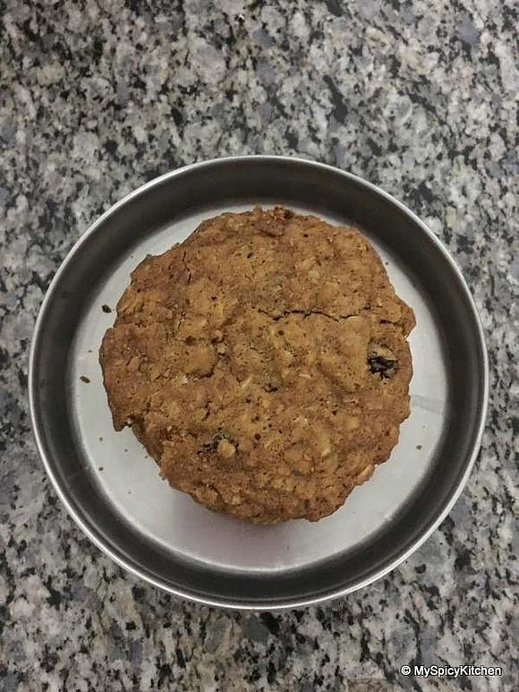 Oatmeal Raisin Cookies