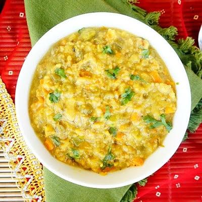 Masala oats recipe - healthy indian breakfast or lunch